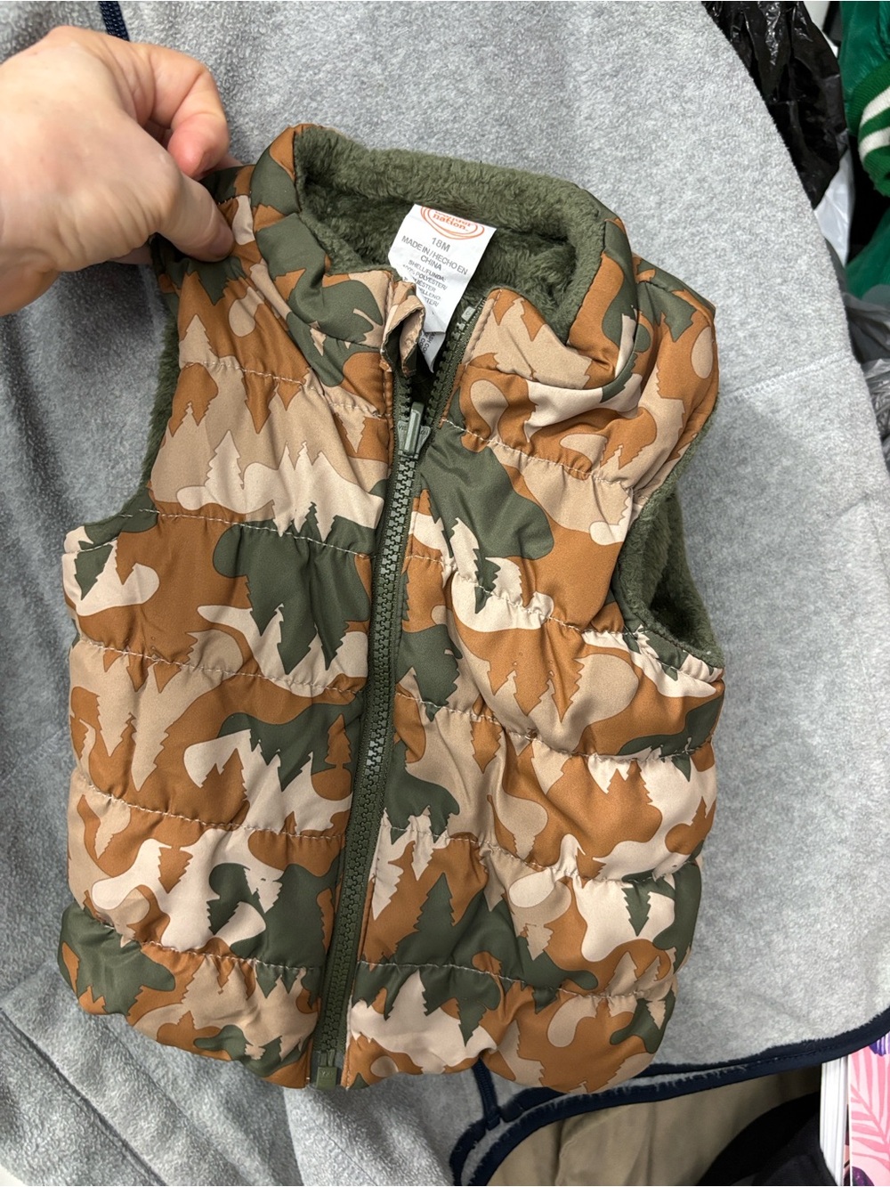 Wonder Nation Kids Zip Up Green & Brown Camouflage Puffer Vest Fleece Lined 18M